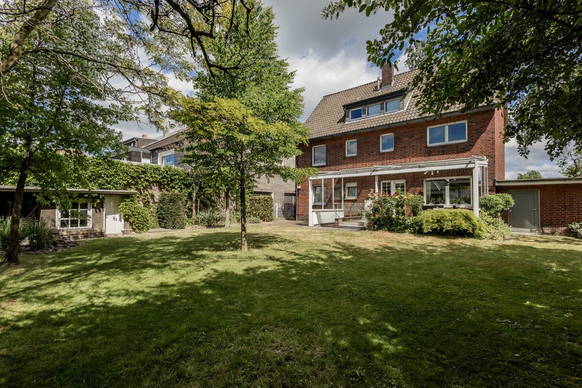 Immobilienangebot - Oelde - Wohnen & Gewerbe - Ideal für Immobilieneinsteiger!