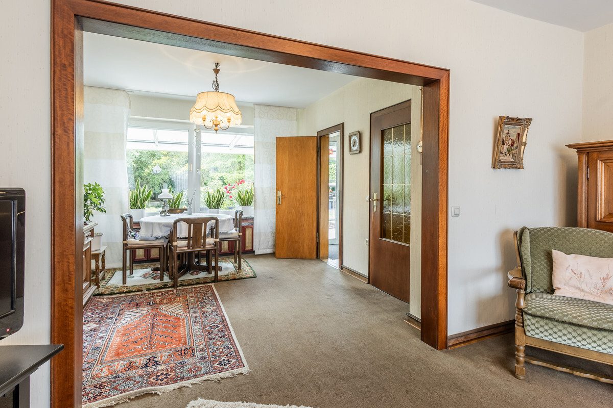 Immobilienangebot - Oelde - Wohnen & Gewerbe - Ideal für Immobilieneinsteiger!