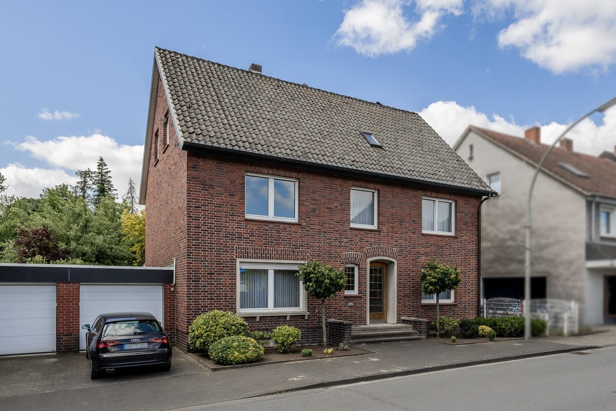 Immobilienangebot - Oelde - Wohnen & Gewerbe - Ideal für Immobilieneinsteiger!