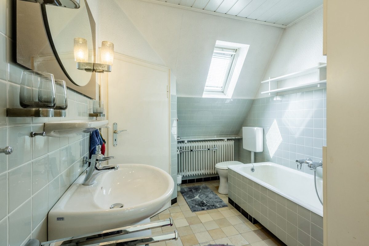 Immobilienangebot - Beckum - Wohnen & Gewerbe - Kleines Haus für große Träume!