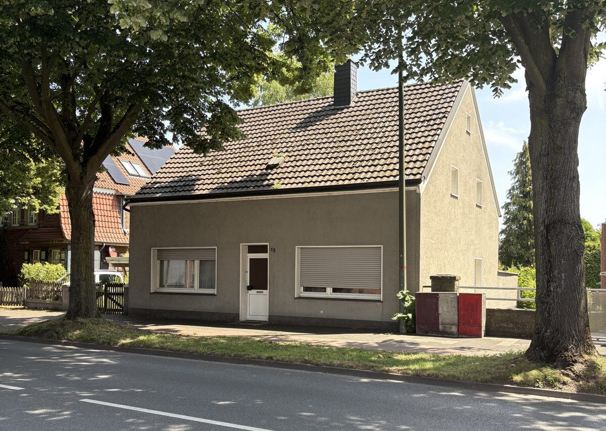 Immobilienangebot - Ahlen - Wohnen & Gewerbe - Einfamilienhaus mit viel Potenzial!