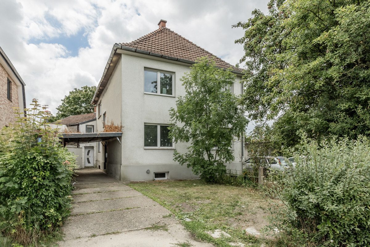 Immobilienangebot - Beckum / Neubeckum - Wohnen & Gewerbe - Doppelhaushälfte im Außenbereich Neubeckums!