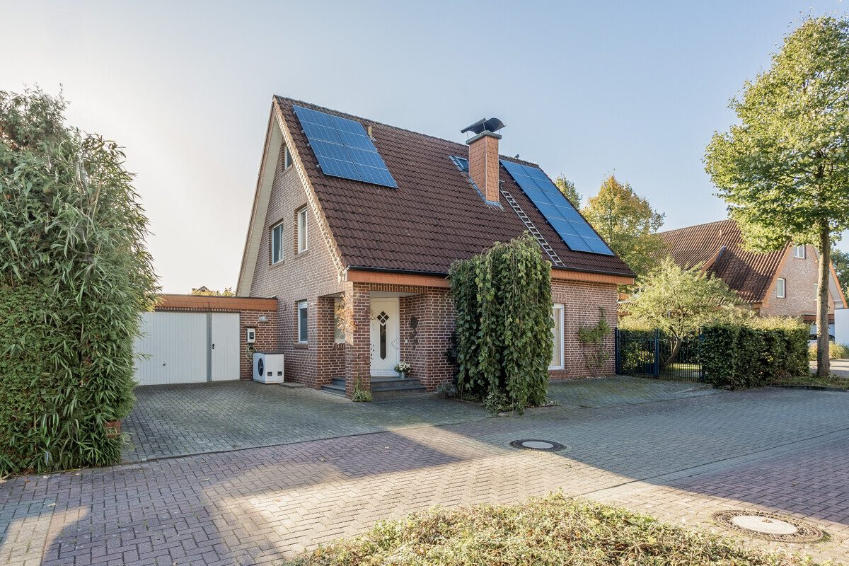 Immobilienangebot - Warendorf-Freckenhorst - Wohnen & Gewerbe - Komfortabel und energieeffizient!