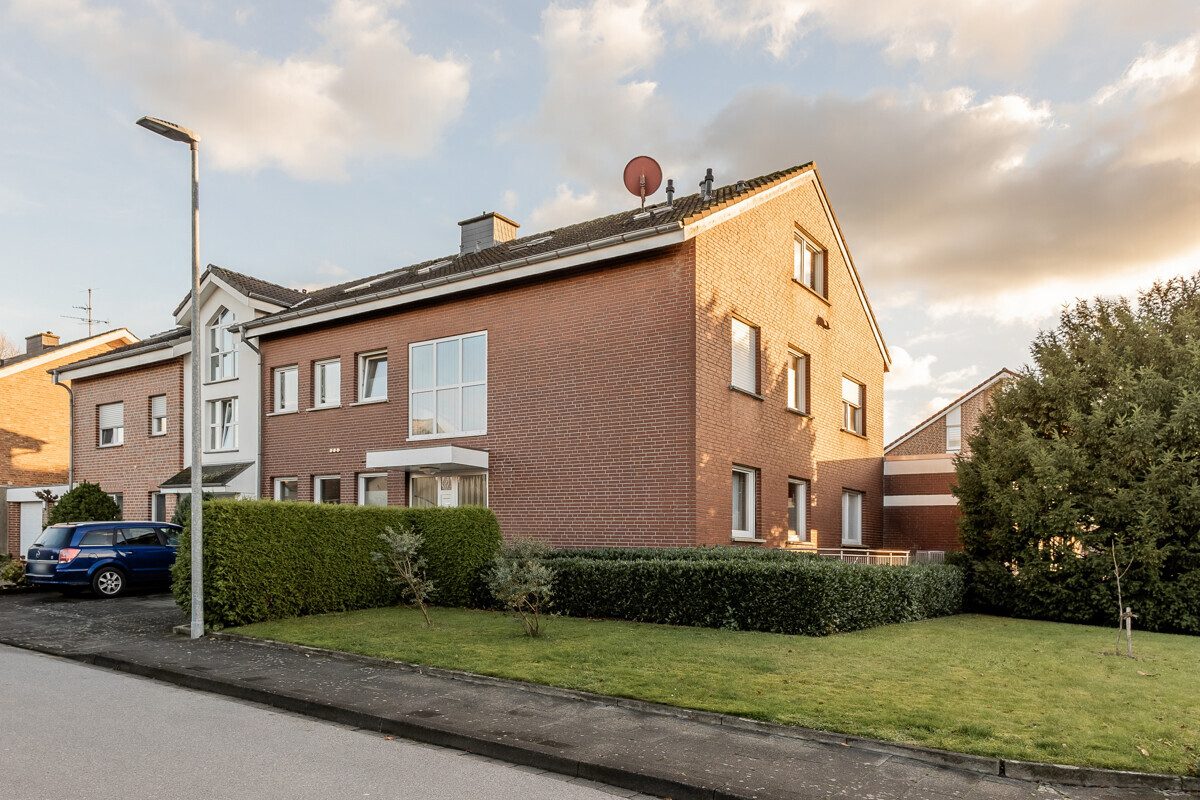 Immobilienangebot - Oelde - Wohnen & Gewerbe - Sehr gepflegte Kapitalanlage in begehrter Lage!