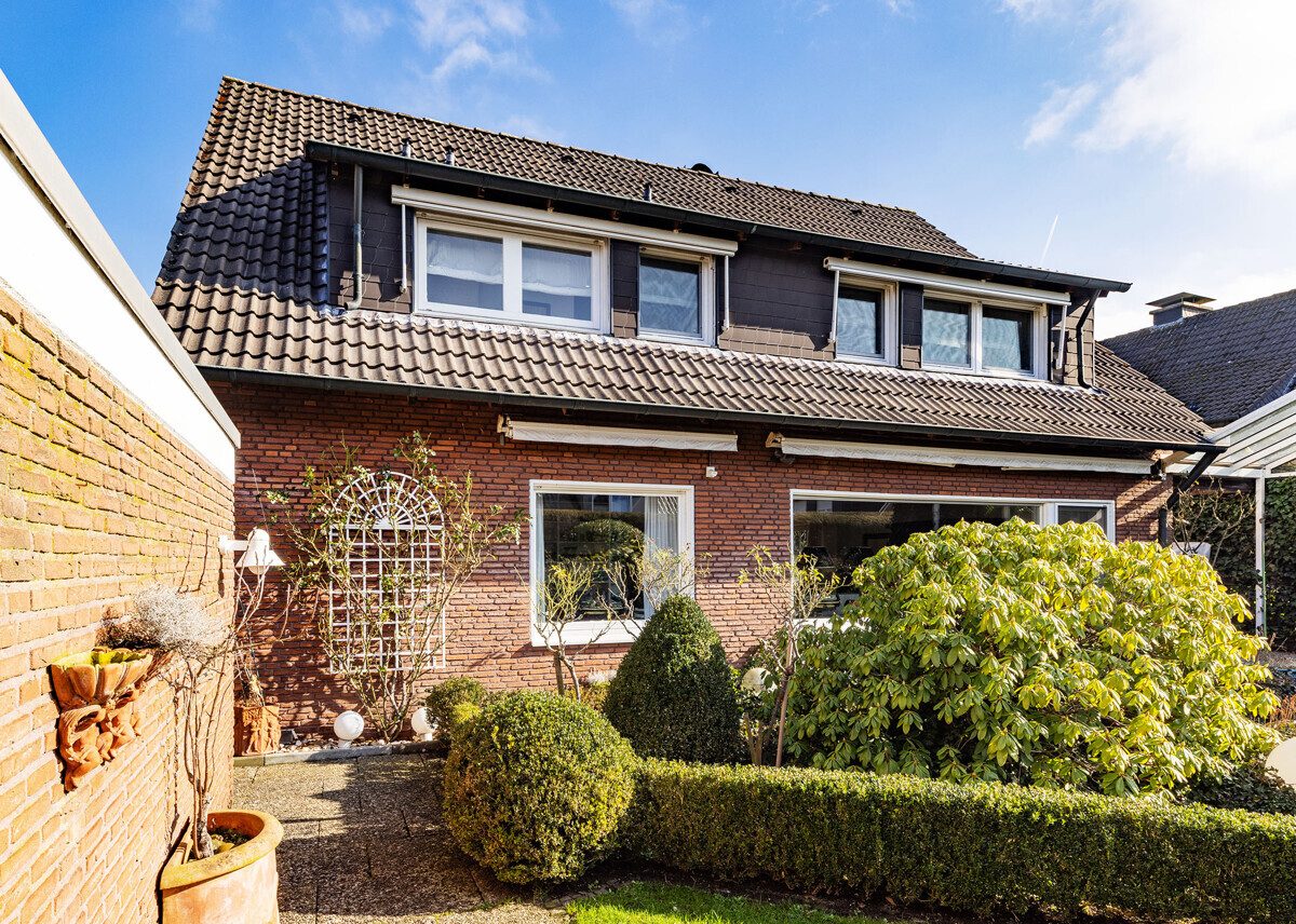 Immobilienangebot - Münster - Wohnen & Gewerbe - Gepflegtes Einfamilienhaus mit viel Privatsphäre im Norden der Stadt! (Erbbaurecht)