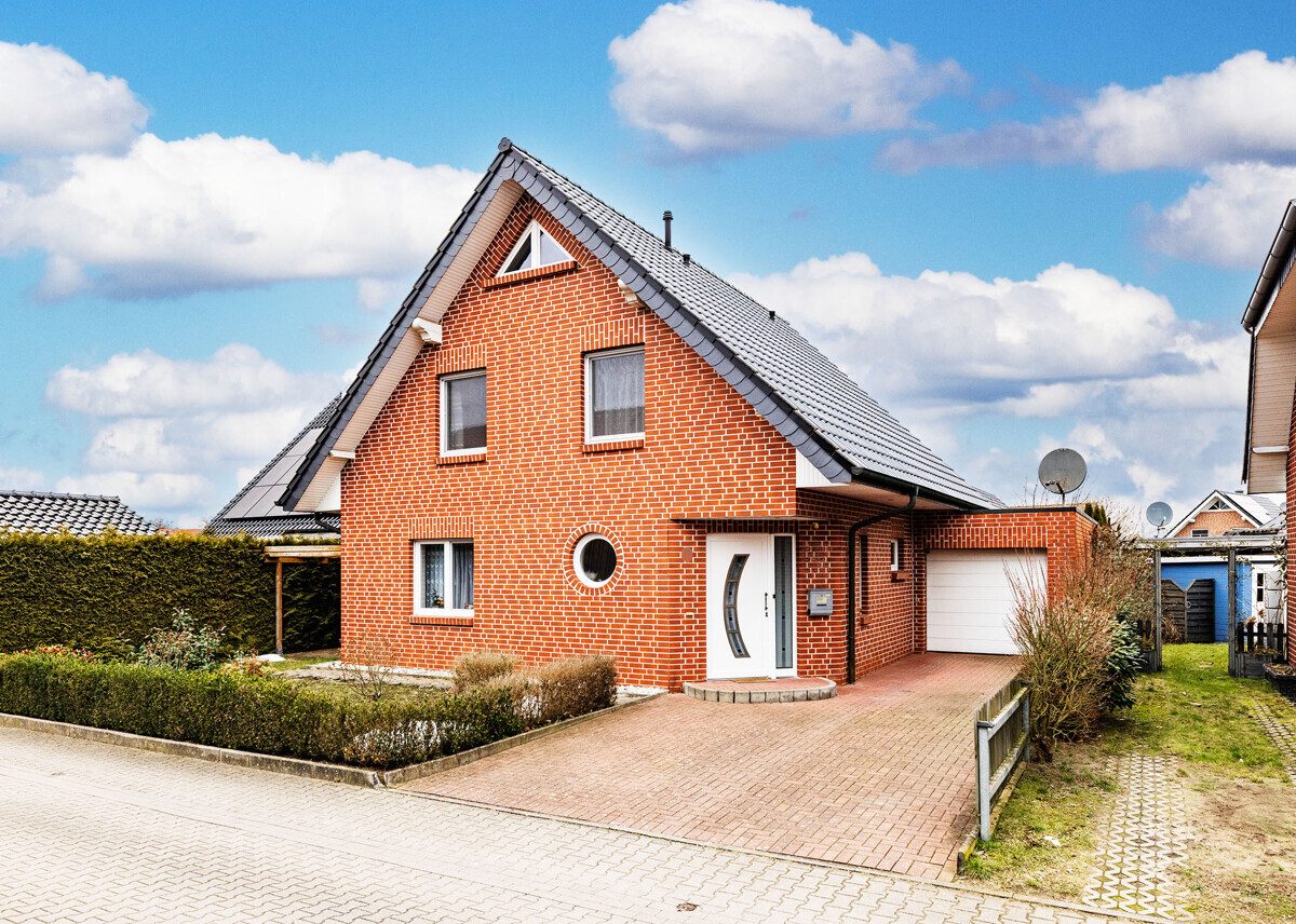 Immobilienangebot - Sassenberg - Wohnen & Gewerbe - Einfamilienhaus in Idyllischer Umgebung!