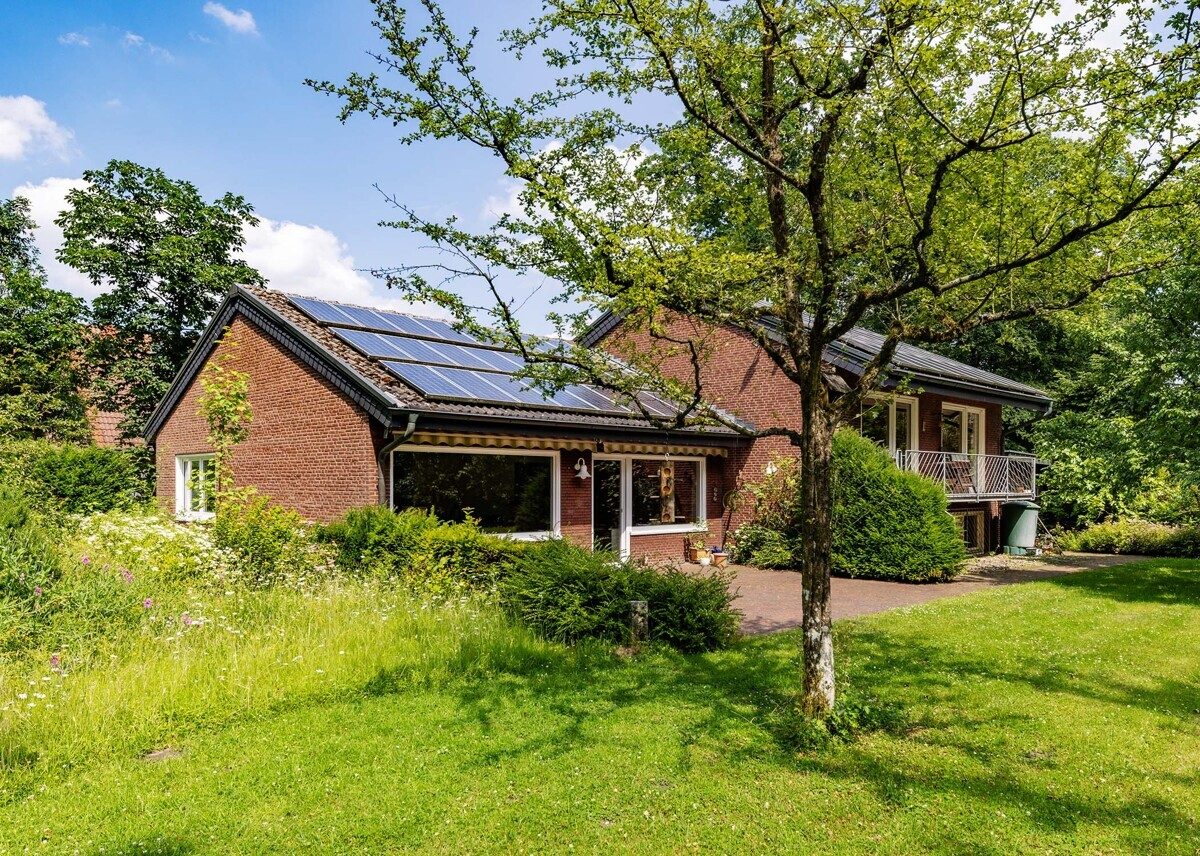 Rückansicht Immobilienangebot - Münster - Wohnen & Gewerbe - Einfamilienhaus mit herrenhäuslichem Flair in begehrter Waldrandlage!