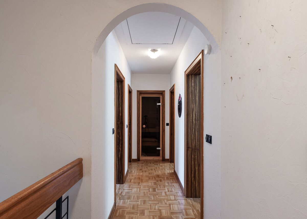 Flur des privaten Bereichs Immobilienangebot - Münster - Wohnen & Gewerbe - Einfamilienhaus mit herrenhäuslichem Flair in begehrter Waldrandlage!
