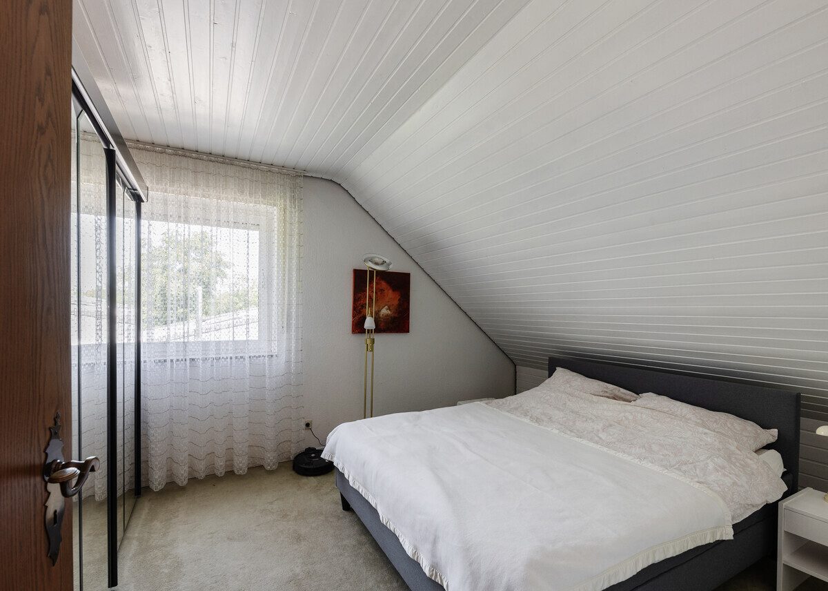 Schlafzimmer 2 Immobilienangebot - Beckum / Neubeckum - Wohnen & Gewerbe - Familienglück im Grünen: Ihre Wohlfühloase in bester Wohnlage von Neubeckum!