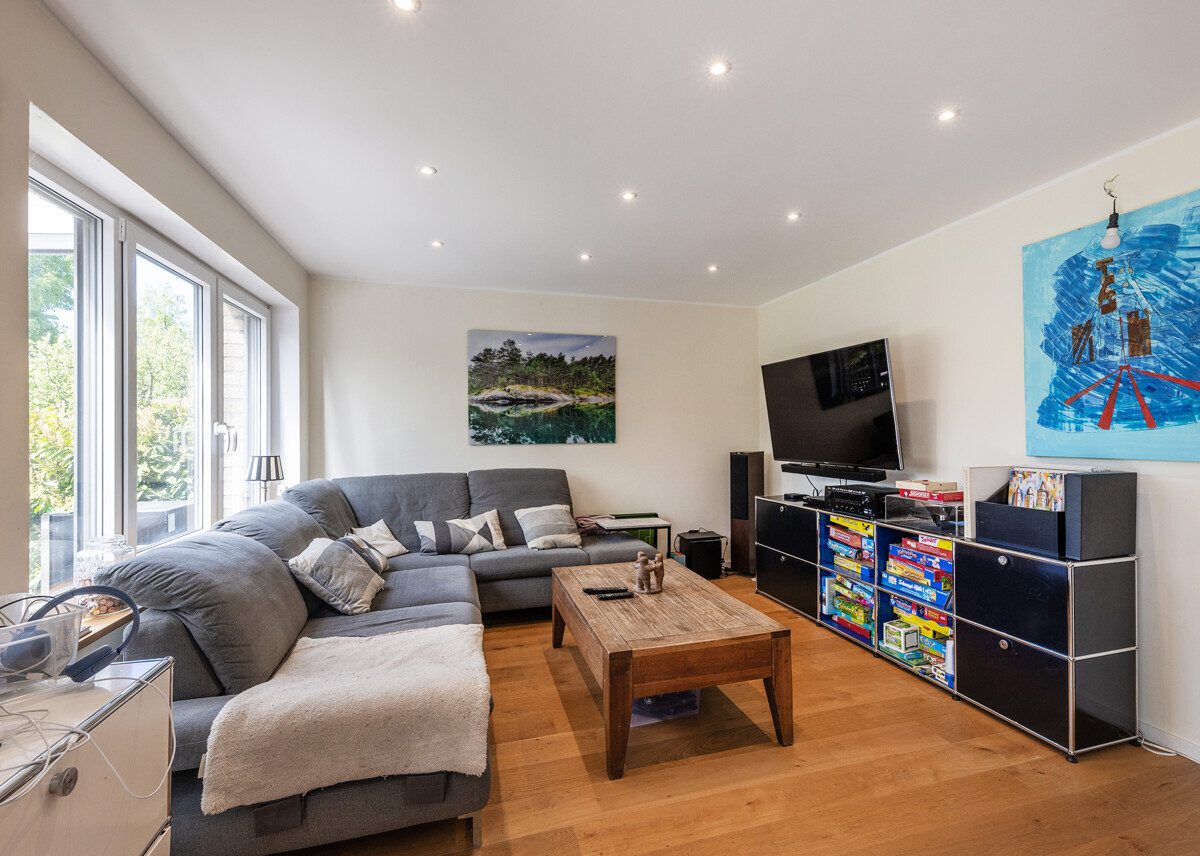 Wohnzimmer Immobilienangebot - Münster / Amelsbüren - Wohnen & Gewerbe - Doppelhaushälfte mit vielen Extras in Münster-Amelsbüren! (Erbbaurecht)