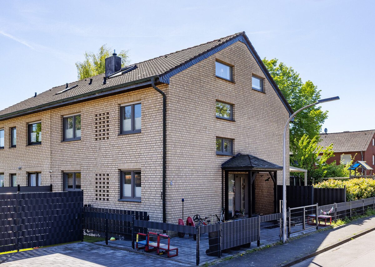 Immobilienangebot - Münster / Amelsbüren - Wohnen & Gewerbe - Doppelhaushälfte mit vielen Extras in Münster-Amelsbüren! (Erbbaurecht)