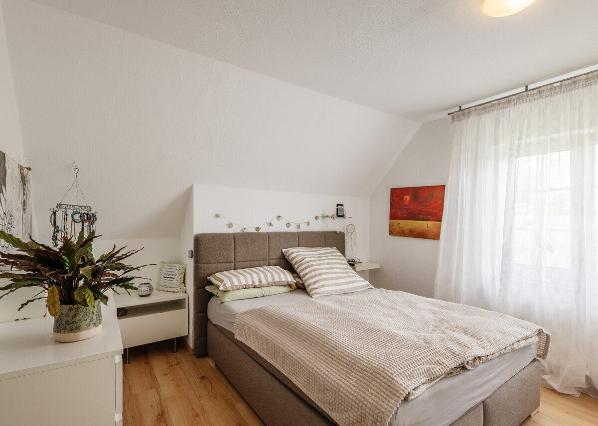 Immobilienangebot - Telgte - Wohnen & Gewerbe - Ideal zum Wohlfühlen - Gepflegte Dachgeschosswohnung in einem 5-Parteienhaus!