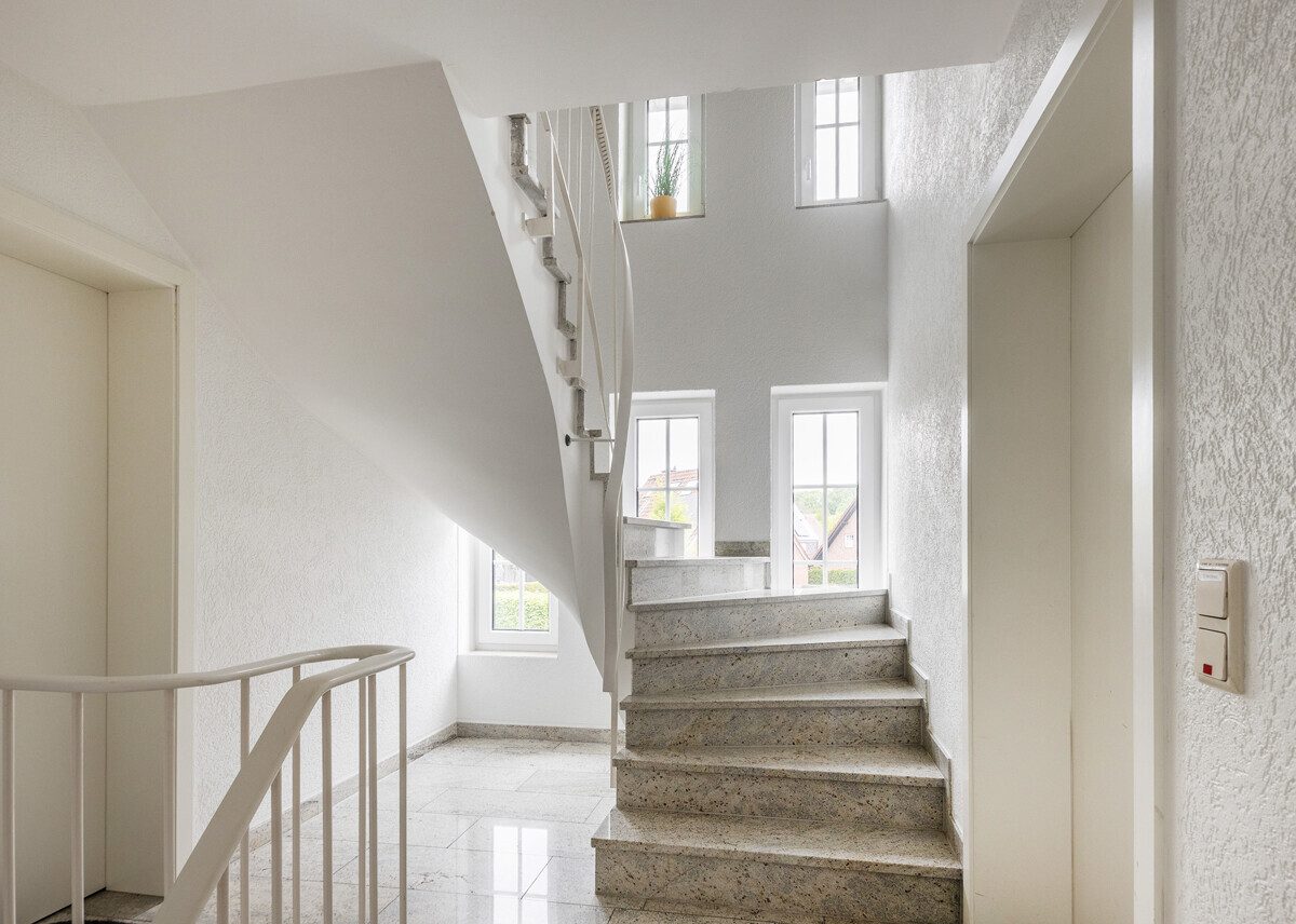 Immobilienangebot - Telgte - Wohnen & Gewerbe - Ideal zum Wohlfühlen - Gepflegte Dachgeschosswohnung in einem 5-Parteienhaus!