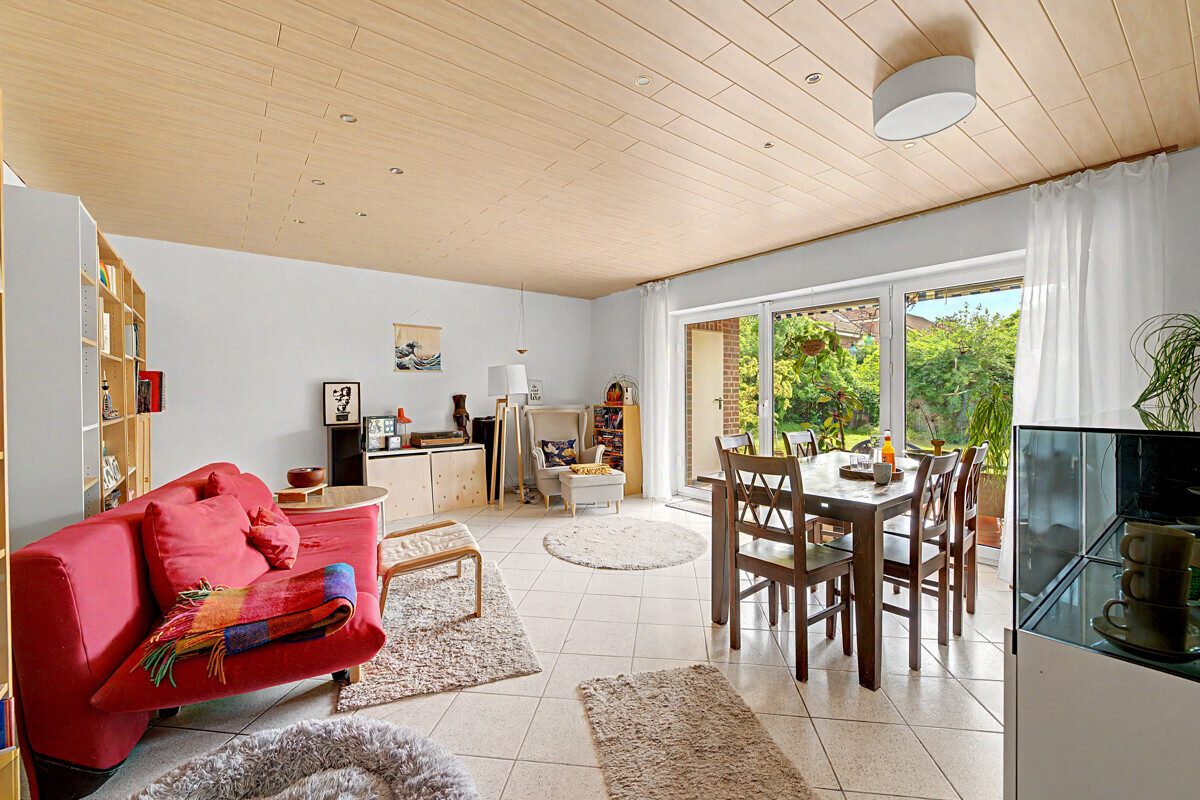 Wohnzimmer Immobilienangebot - Oelde - Wohnen & Gewerbe - Gepflegt und gemütlich - Ihre
neuen vier Wände (Erbbaurecht)!