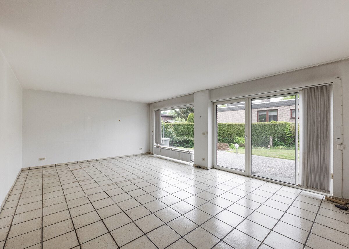 Wohn-und Esszimmer Immobilienangebot - Munster - Wohnen & Gewerbe - Erdgeschosswohnung mit eigenem Garten!