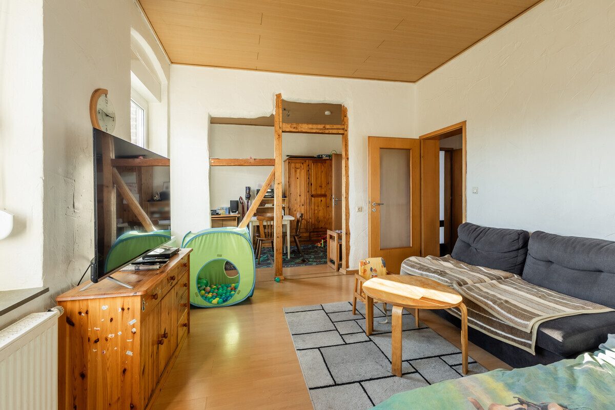 Immobilienangebot - Ahlen - Wohnen & Gewerbe - Renoviert und gepflegt! Zweifamilienhaus in ruhiger Lage!