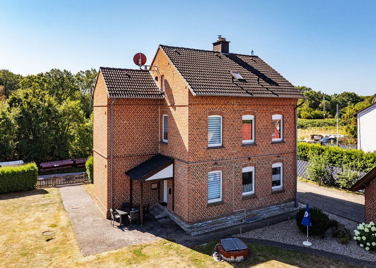 Immobilienangebot - Ahlen - Wohnen & Gewerbe - 152 m² Gesamtfläche - Hier werden Sie sich gleich wohlfühlen!