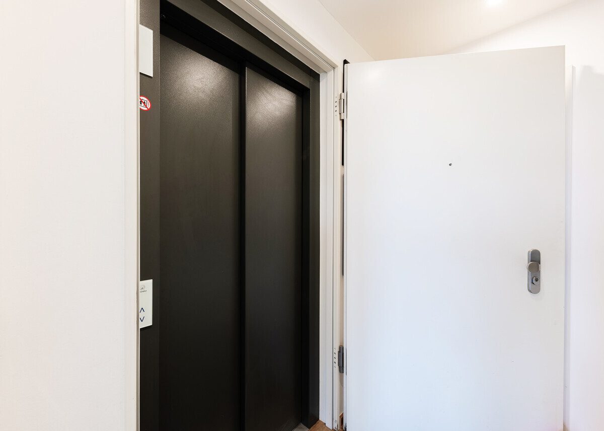 Aufzug – Privatzugang Immobilienangebot - Münster - Wohnen & Gewerbe - Ihr Zuhause über den Dächern von Gievenbeck!