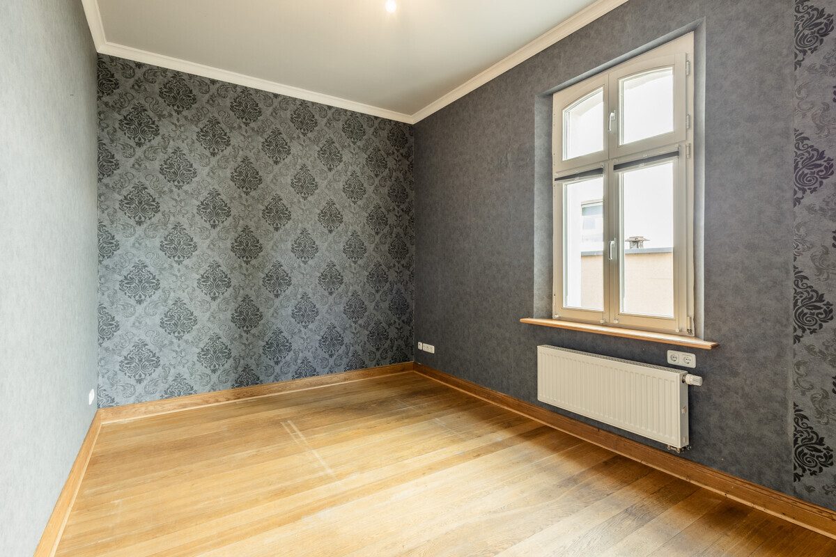 Immobilienangebot - Oelde - Wohnen & Gewerbe - Attraktive Preisreduzierung!
Altbaucharme trotz Kernsanierung!