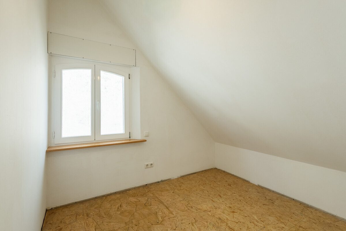 Immobilienangebot - Oelde - Wohnen & Gewerbe - Attraktive Preisreduzierung!
Altbaucharme trotz Kernsanierung!