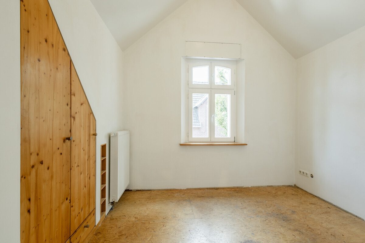 Immobilienangebot - Oelde - Wohnen & Gewerbe - Attraktive Preisreduzierung!
Altbaucharme trotz Kernsanierung!