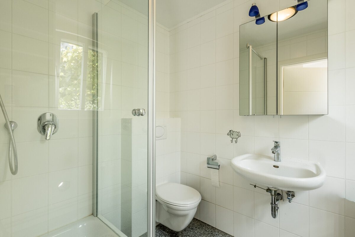 Immobilienangebot - Oelde - Wohnen & Gewerbe - Attraktive Preisreduzierung!
Altbaucharme trotz Kernsanierung!