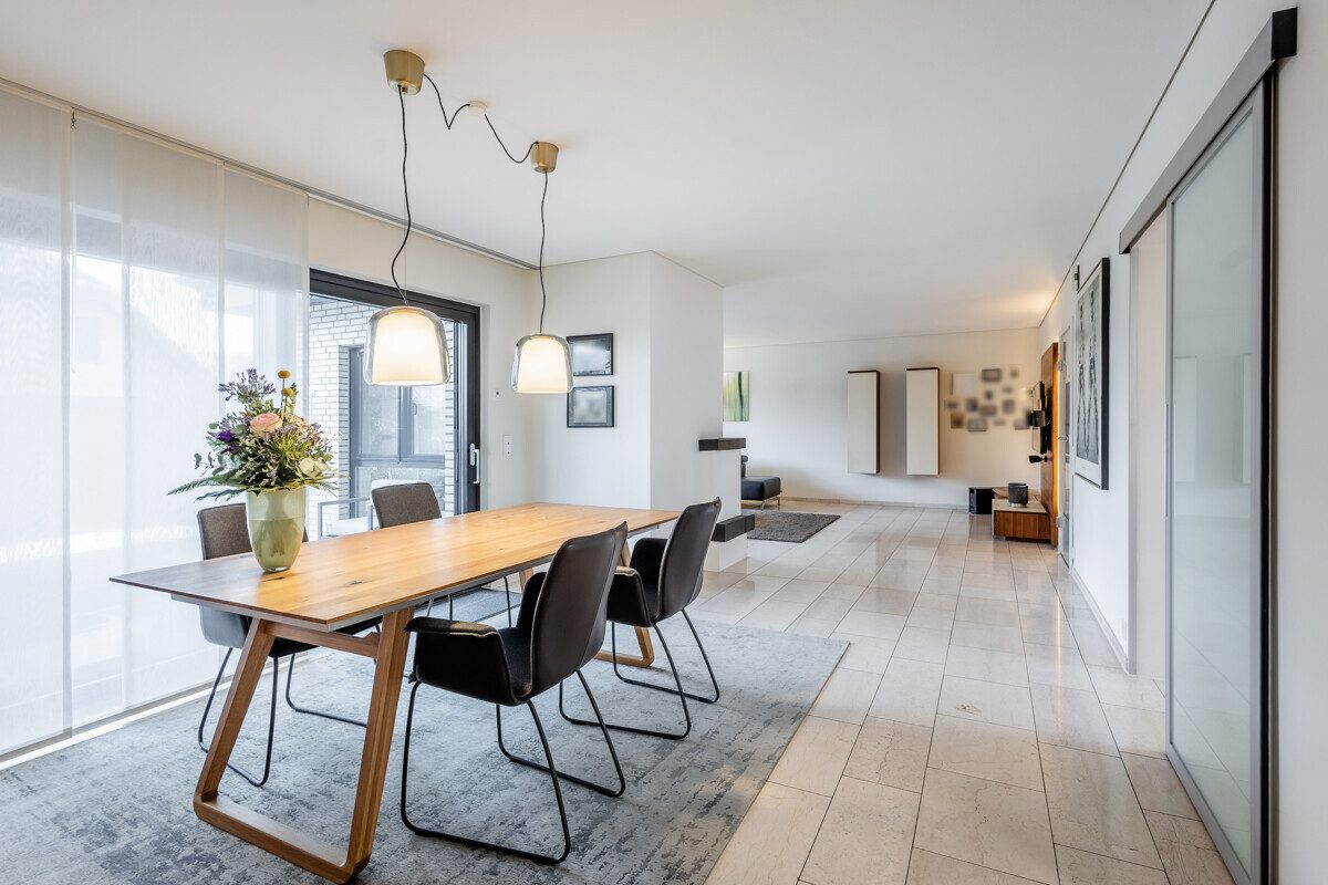 Essbereich Immobilienangebot - Ennigerloh - Wohnen & Gewerbe - Schick und geschmackvoll - hier können Sie ohne Modernisierungsaufwand einziehen!