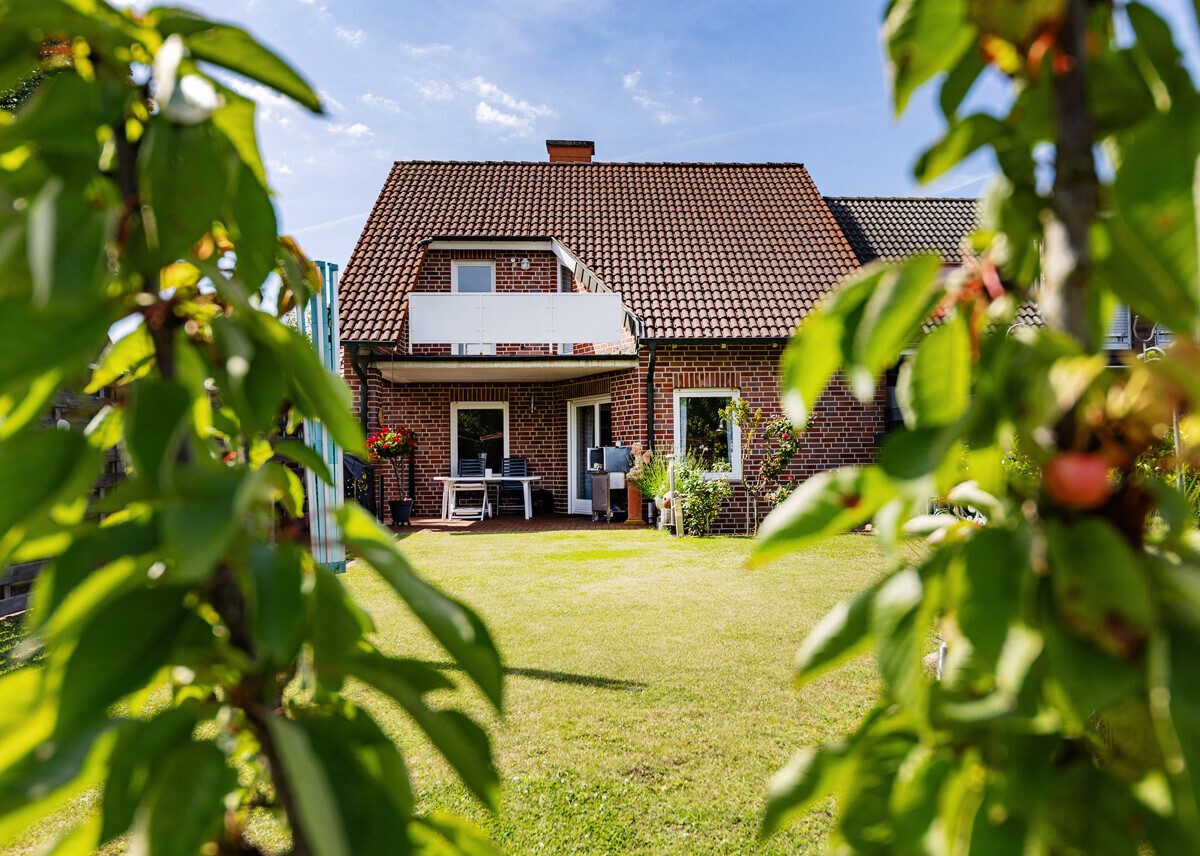 Immobilienangebot - Münster - Wohnen & Gewerbe - Charmantes Eigenheim mit großem Garten - Ihr Zuhause in Berg Fidel!