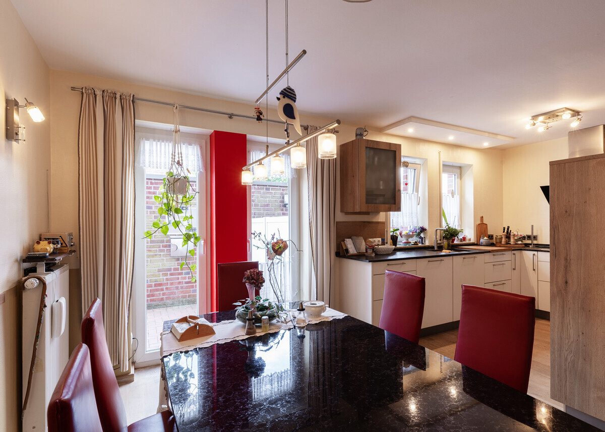 Essbereich Immobilienangebot - Münster - Wohnen & Gewerbe - Gepflegte Doppelhaushälfte mit viel Platz für Ihren Wohntraum!