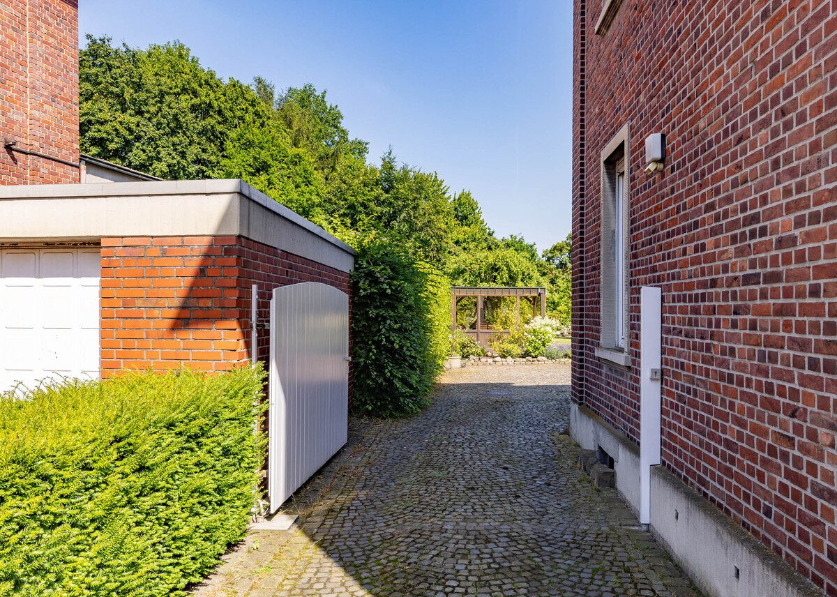 Eingang zum Garten Immobilienangebot - Münster - Wohnen & Gewerbe - Exklusives Wohnen zwischen
Urbanität und Natur!