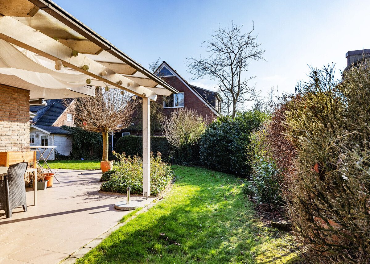 überdachte Terrasse Immobilienangebot - Sendenhorst / Albersloh - Wohnen & Gewerbe - Hier ist Ihr Kapital gut investiert!