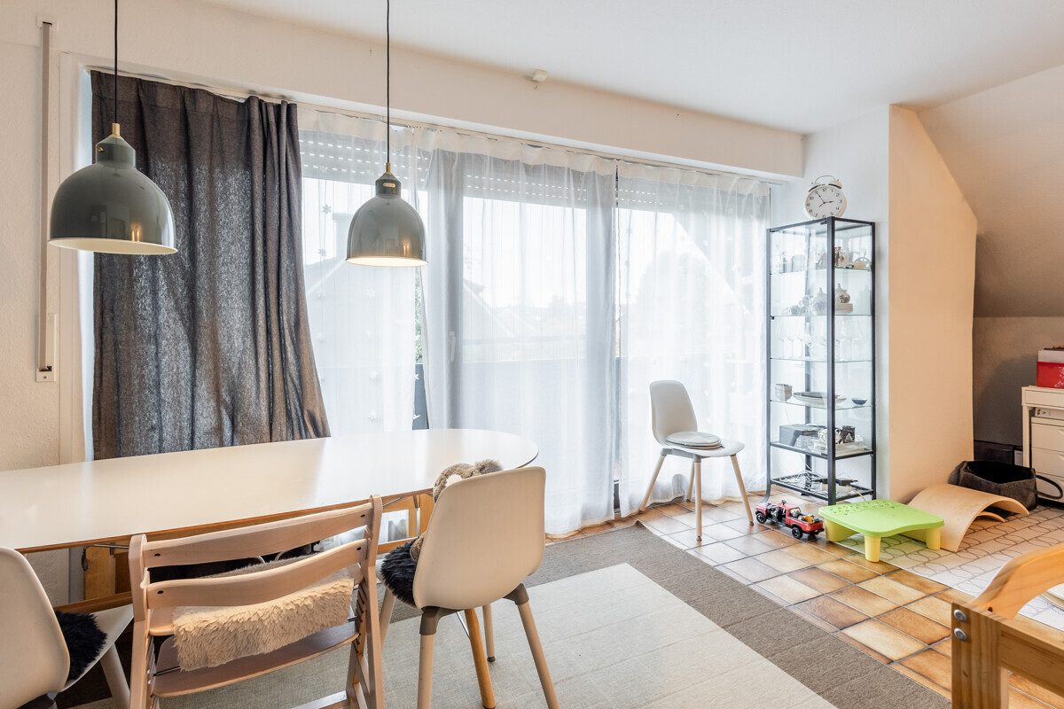 Essbereich im Dachgeschoss Immobilienangebot - Sendenhorst / Albersloh - Wohnen & Gewerbe - Hier ist Ihr Kapital gut investiert!