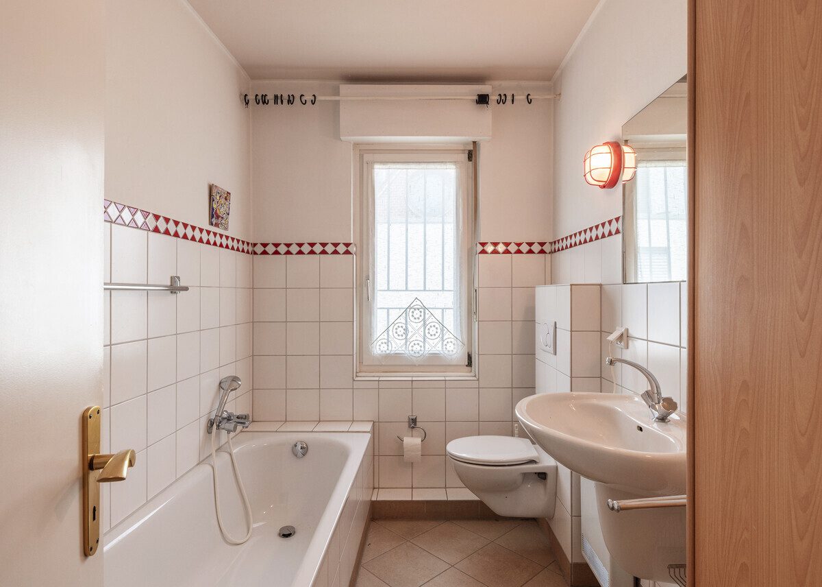 Badezimmer OG Immobilienangebot - Münster - Wohnen & Gewerbe - Traumlage im Erphoviertel!
