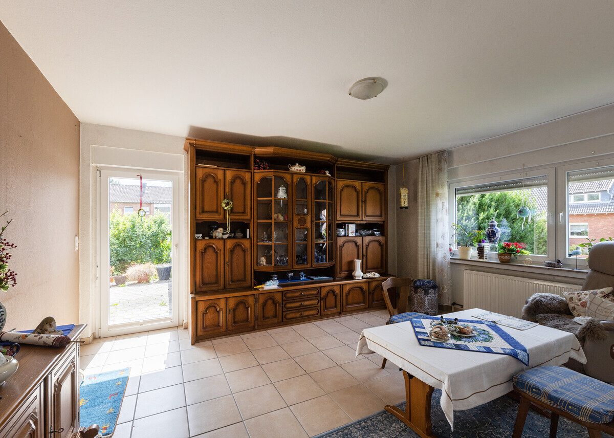 Immobilienangebot - Beckum - Wohnen & Gewerbe - Komfortabel und vielseitig nutzbar - Gemütliche Hochparterrewohnung mit Terrasse!