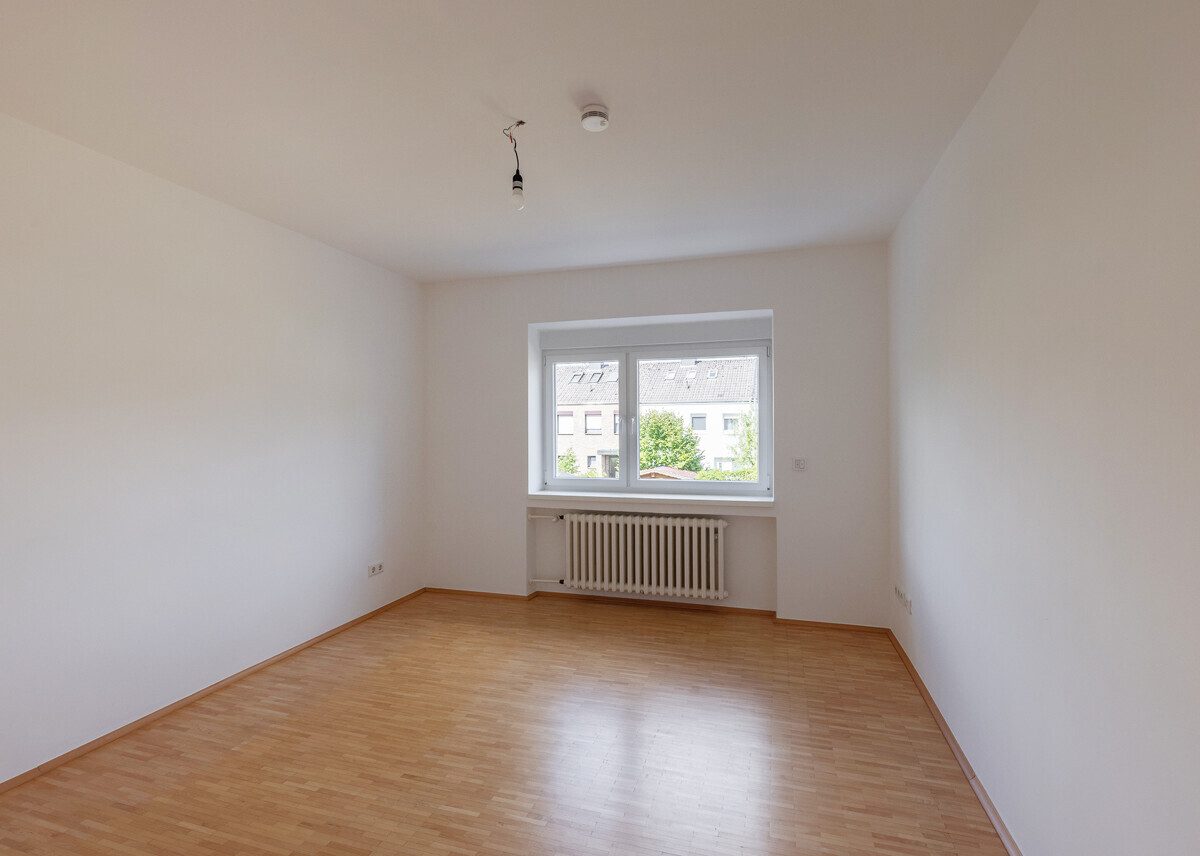 Schlafzimmer Immobilienangebot - Münster - Wohnen & Gewerbe - Einziehen und Wohlfühlen: Erwerben Sie jetzt Ihren fertig sanierten Familientraum!