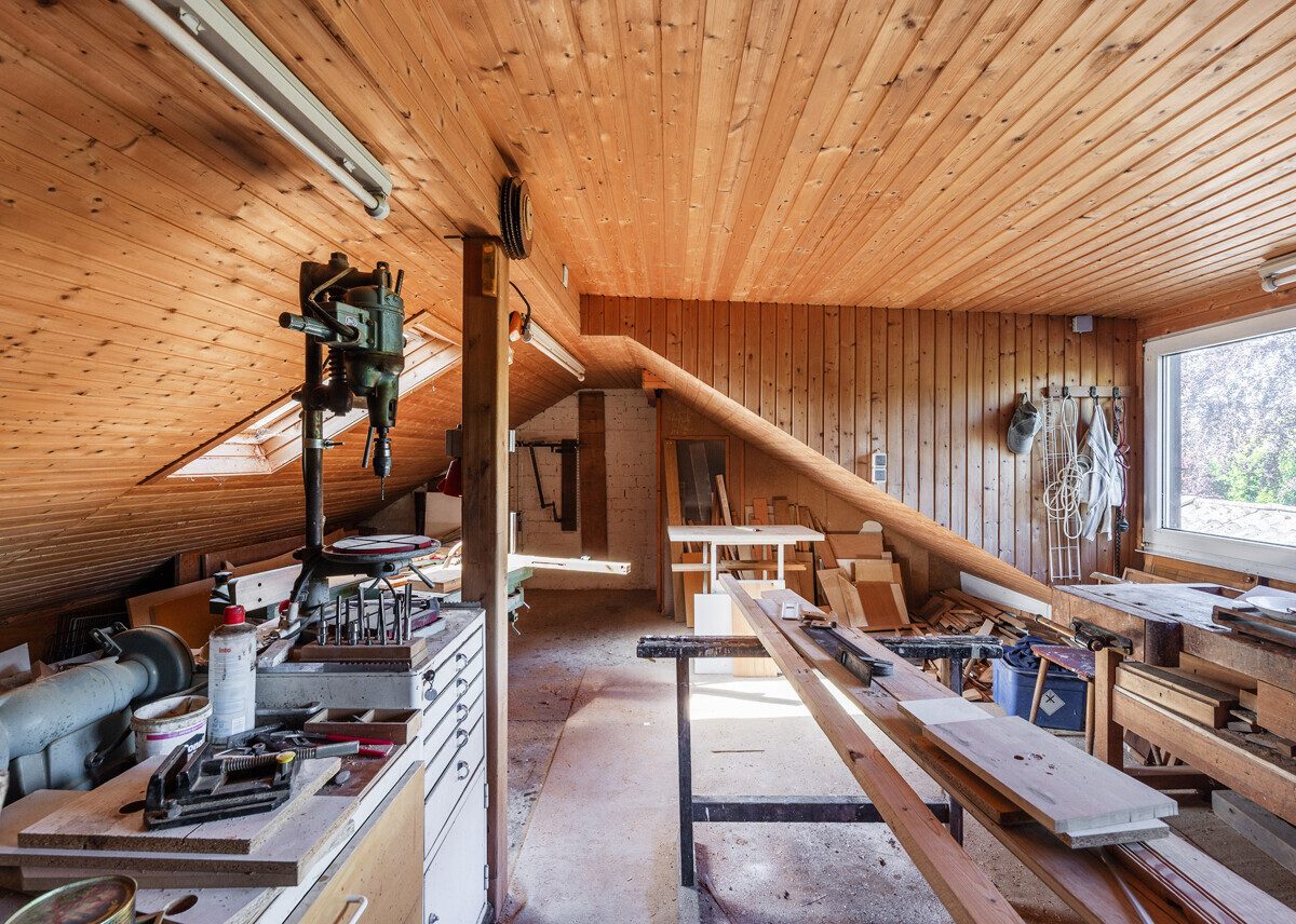 Arbeitsraum über der Garage Immobilienangebot - Münster - Wohnen & Gewerbe - Viel Platz für Ihre Ideen: Doppelhaushälfte mit großzügiger Fläche! (Erbbaurecht)