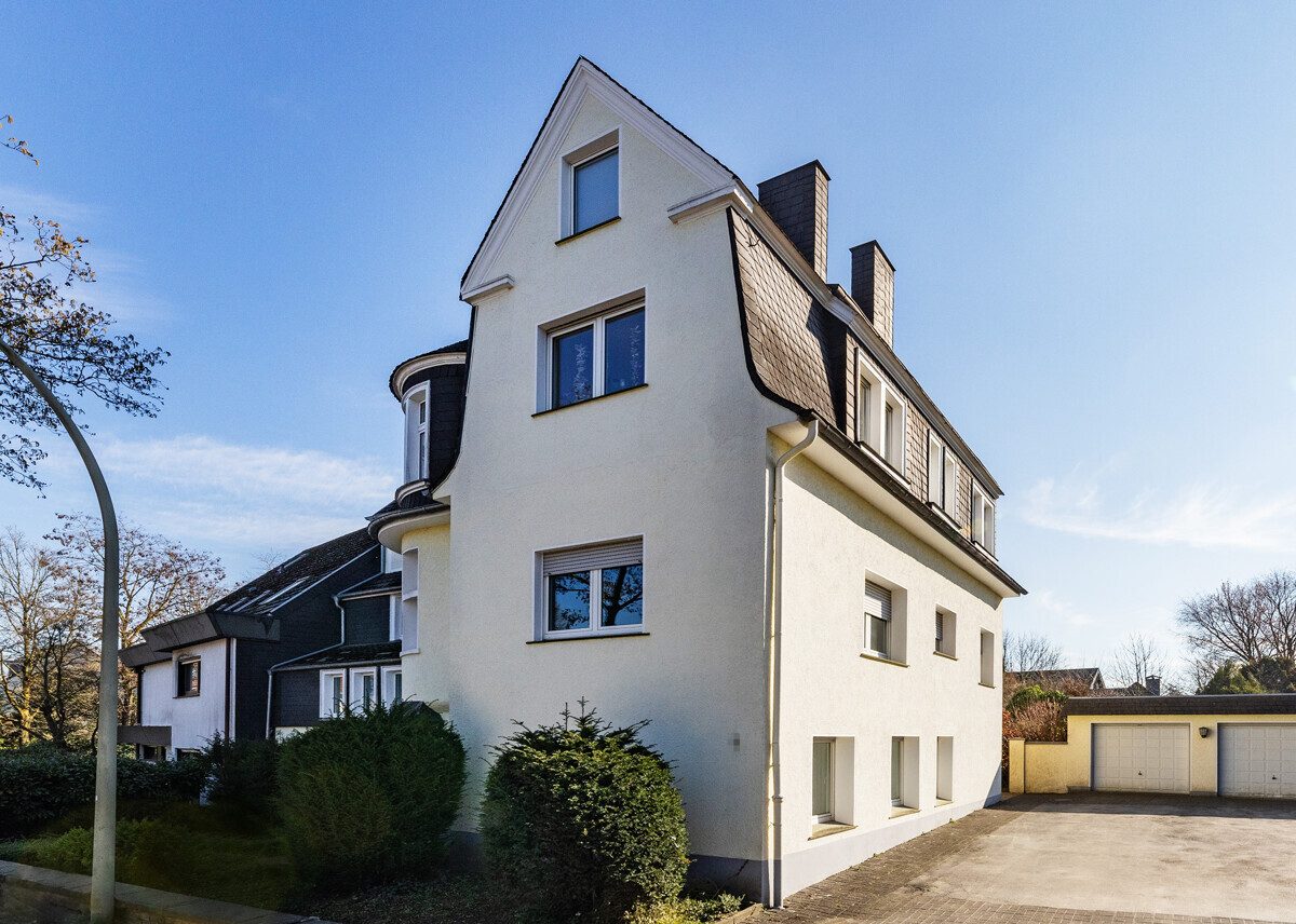 Immobilienangebot - Oelde - Wohnen & Gewerbe - Erdgeschosswohnung (ca. 120 m² Wfl.) mit Altbaucharme in Spitzenlage!