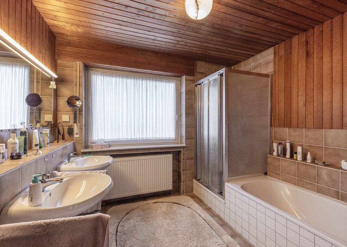 Immobilienangebot - Beckum - Wohnen & Gewerbe - Attraktive Doppelhaushälfte im beliebten Beckumer Süden!