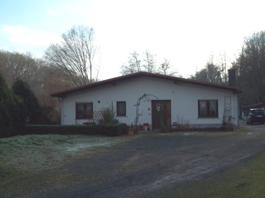 König Immobilien GmbH - Immobilienangebot - Felsberg - Einfamilienhaus mit Einliegerwohnung - Individuell nutzbares Wohnhaus mit Nebengebäuden in Gensungen! Keine Käuferprovision!