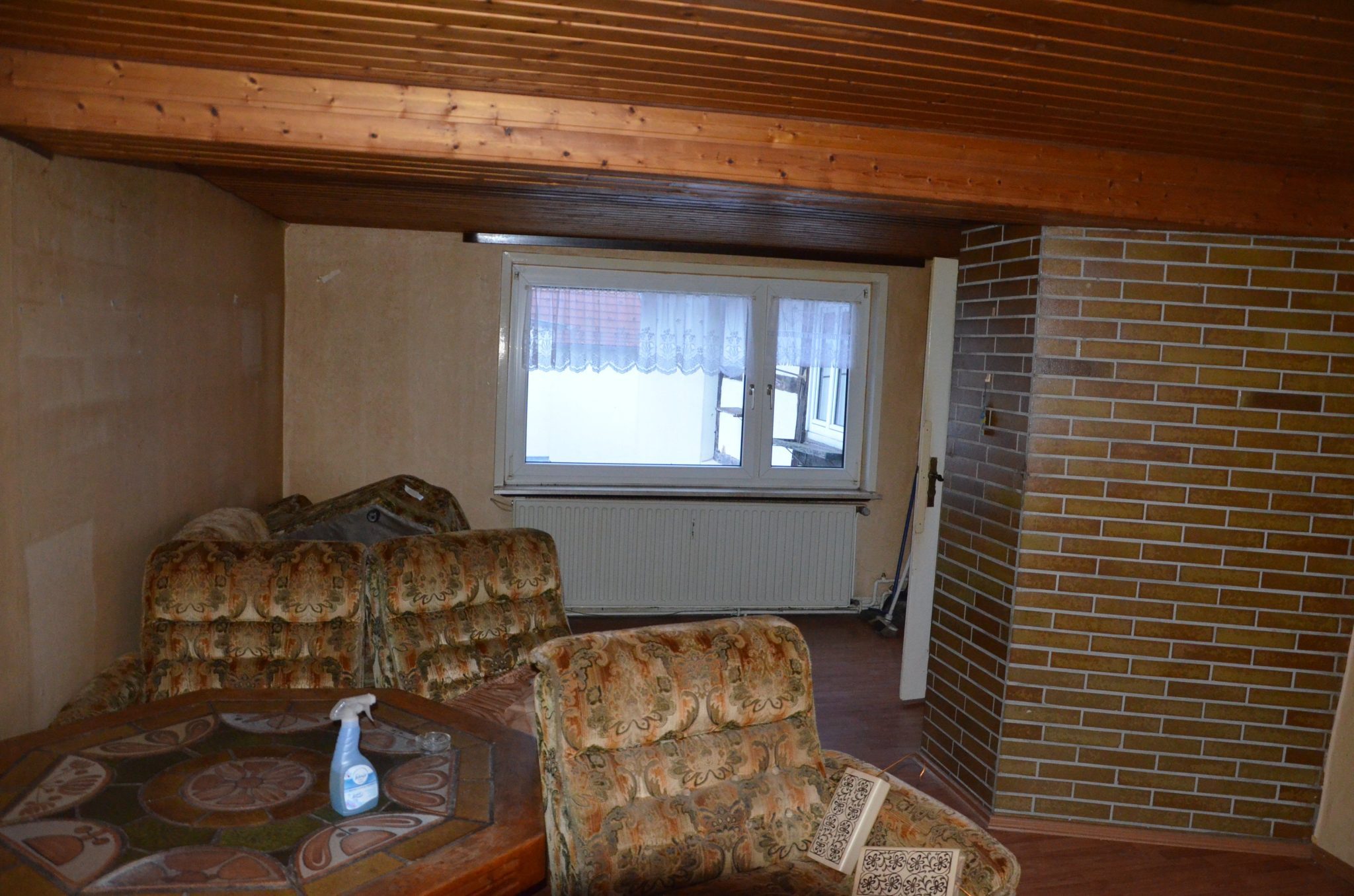 König Immobilien GmbH - Immobilienangebot - Schwalmstadt - Einfamilienhaus - Viel Platz für Sie und Ihre Lieben inmitten von Treysa! Keine Käuferprovision