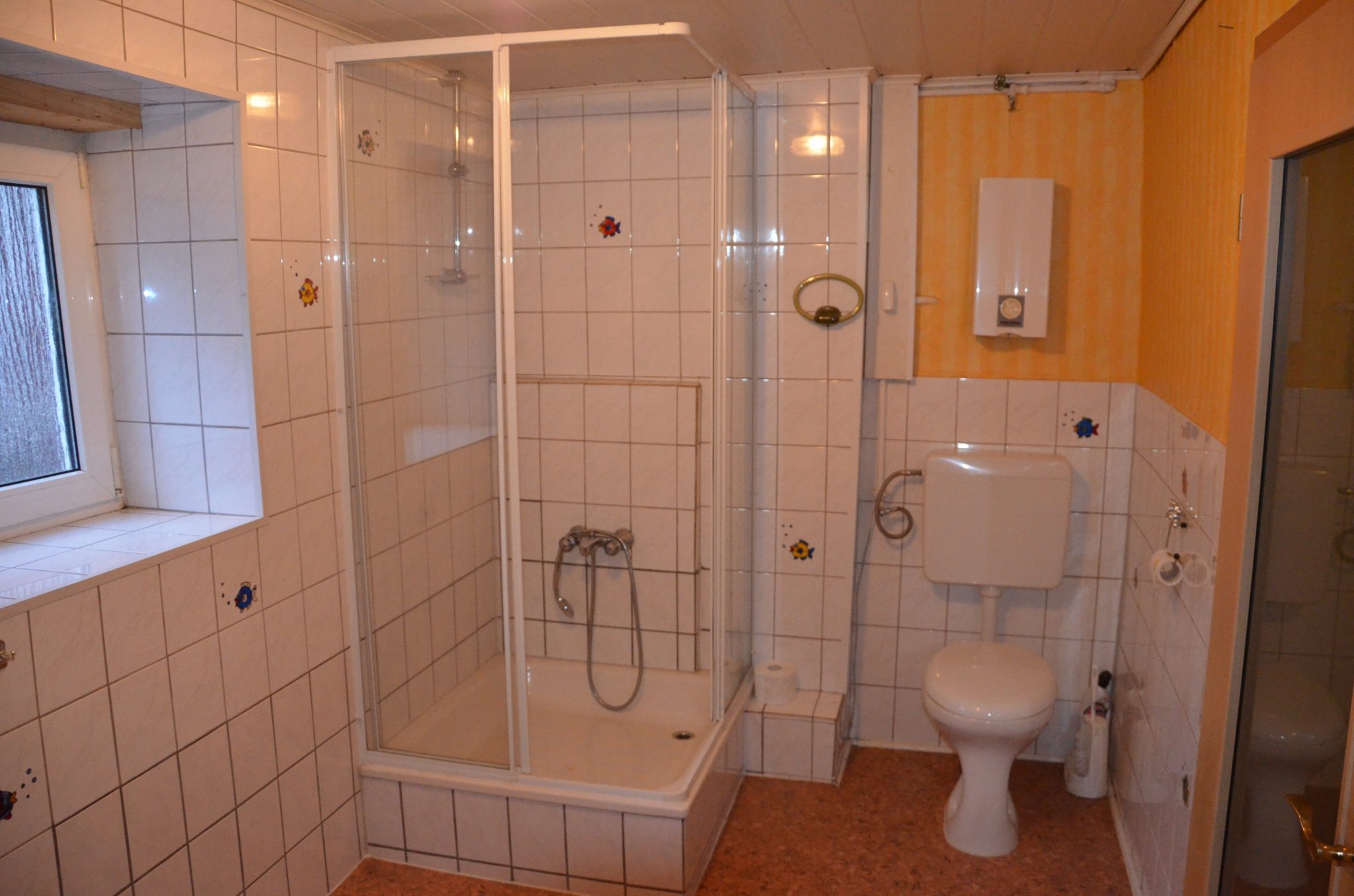 König Immobilien GmbH - Immobilienangebot - Schwalmstadt - Einfamilienhaus - Viel Platz für Sie und Ihre Lieben inmitten von Treysa! Keine Käuferprovision
