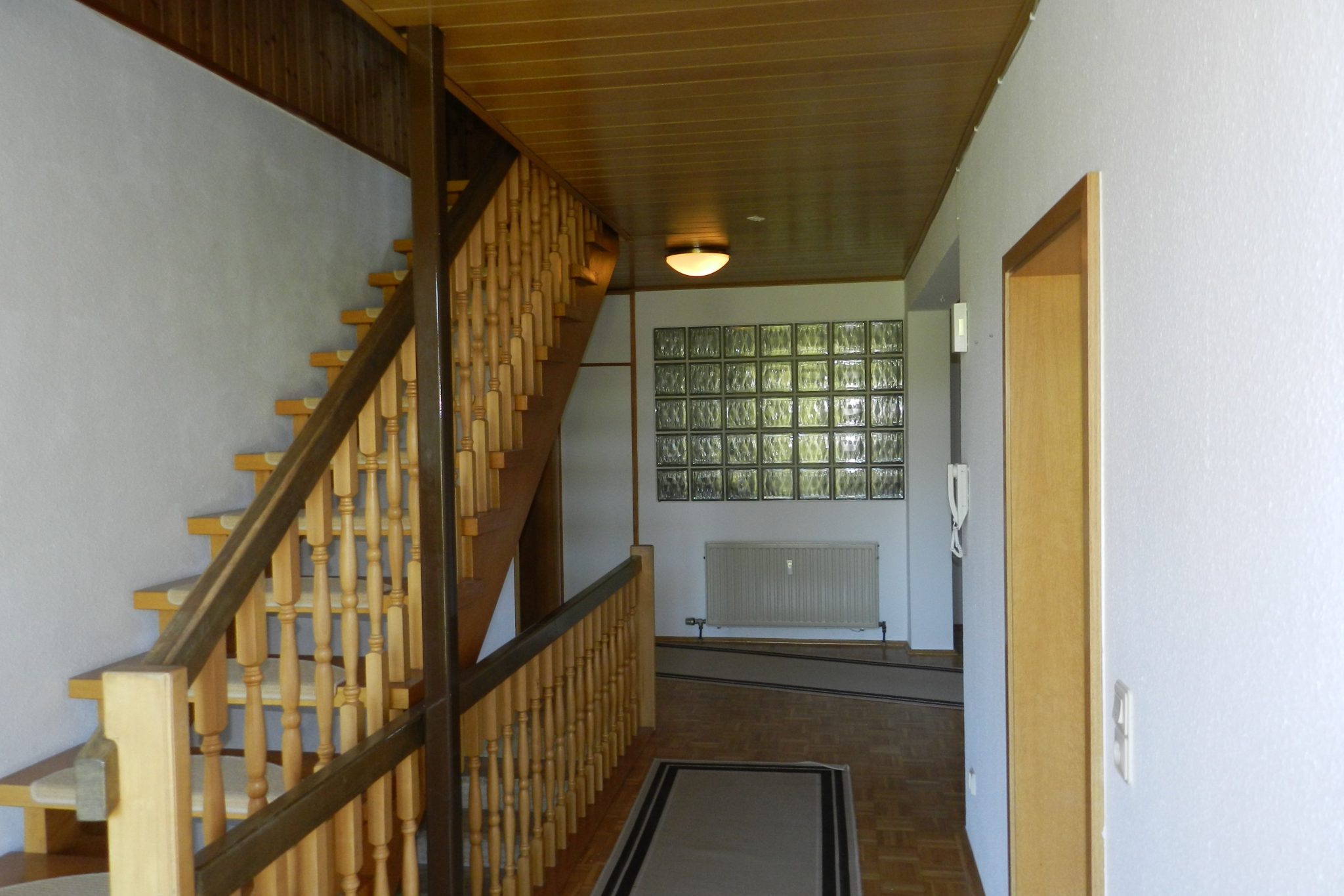König Immobilien GmbH - Immobilienangebot - Bad Zwesten - Maisonettewohnung - Hochwertige Maisonettewohnung mit Balkon - 4ZKB!