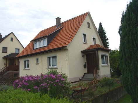 König Immobilien GmbH - Immobilienangebot - Homberg - Einfamilienhaus - Für kleines Geld ins Eigenheim! KEINE KÄUFERPROVISION!