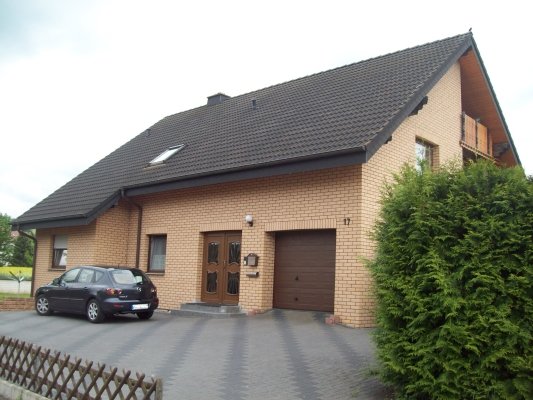 König Immobilien GmbH - Immobilienangebot - Rotenburg - Zweifamilienhaus - Preisreduzierung! Hochwertiges Haus in gewachsenem Wohngebiet wartet auf Sie! Sofort frei!