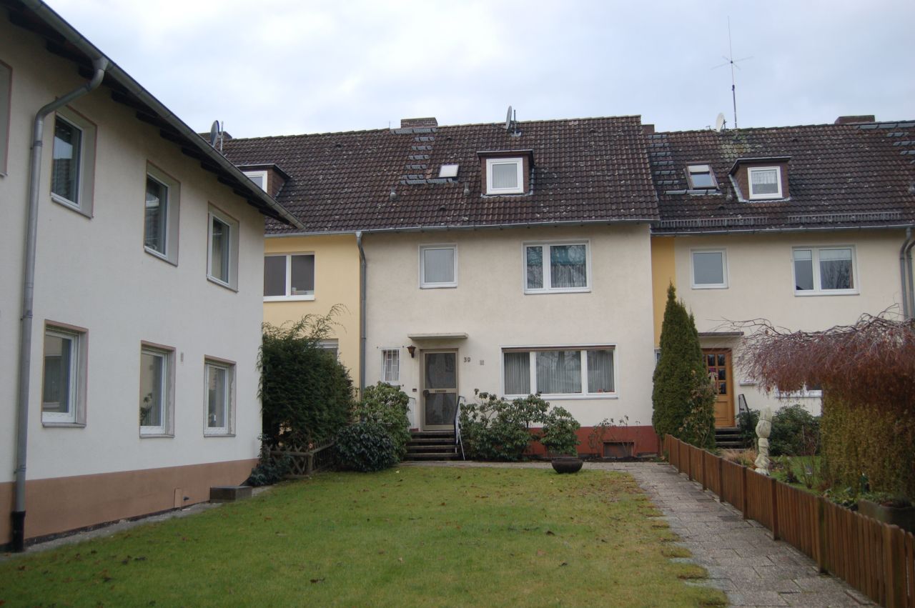 König Immobilien GmbH - Immobilienangebot - Kassel - Reihenhaus - Schnuckeliges Reihenhaus mit vielen Möglichkeiten