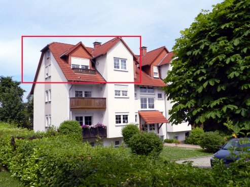 König Immobilien GmbH - Immobilienangebot - Bad Zwesten - Dachgeschosswohnung - Betongold statt Sparbuch: Gepflegte Eigentumswohnung! KEINE KÄUFERPROVISION
