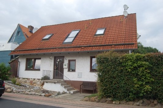 König Immobilien GmbH - Immobilienangebot - Kaufungen - Einfamilienhaus - Traumhafte, interessante Immobilie in Kaufungen