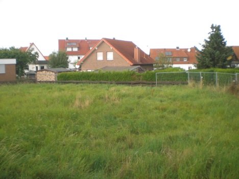 König Immobilien GmbH - Immobilienangebot - Fuldabrück - Baugrund für Ein- / Zweifamilienhäuser - Ihr Fundament für ein neues Zuhause !