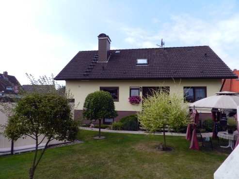 König Immobilien GmbH - Immobilienangebot - Fritzlar - Einfamilienhaus mit Einliegerwohnung - Die Immobilie, auf die Sie und Ihre Familie gewartet haben! KEINE KÄUFERPROVISION!