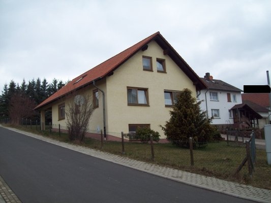 König Immobilien GmbH - Immobilienangebot - Malsfeld - Einfamilienhaus - Neuer Preis! Freistehendes Einfamilienhaus in guter Lage mit Entwicklungspotential!